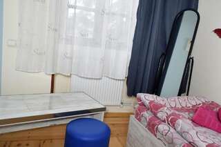 Гостевой дом Le Petit Тбилиси Одноместный номер с общей ванной комнатой-1