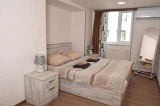 Гостевой дом Le Petit Тбилиси Двухместный номер с 1 кроватью и общей ванной комнатой-4